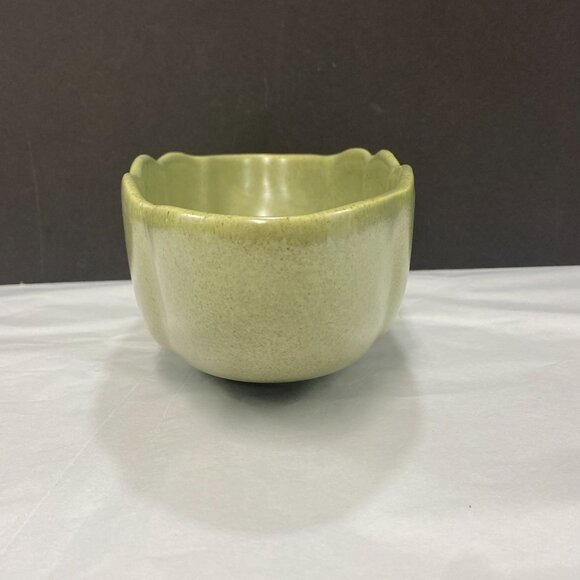 Vintage Haeger Potteries 3905 Green Oblong Decorative Bowl or Planter - Picture 3 of 11